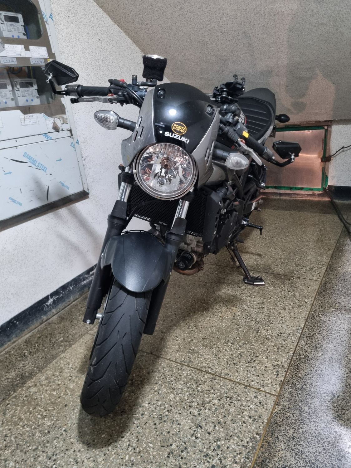 스즈키 SV 650 X main