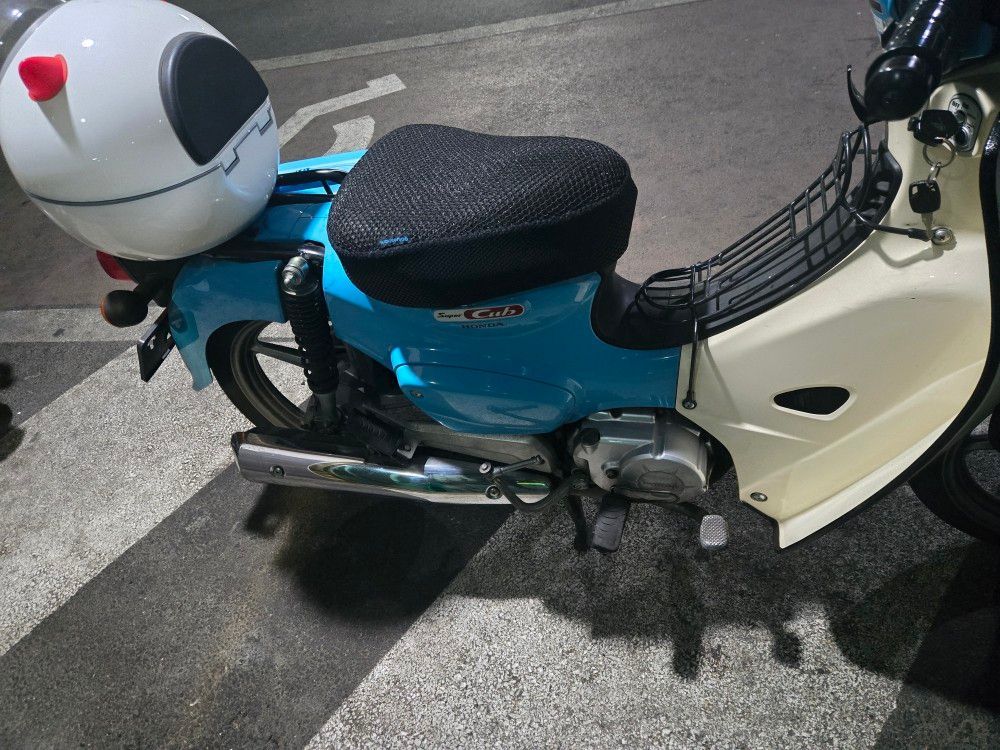 혼다 슈퍼 커브 110 more