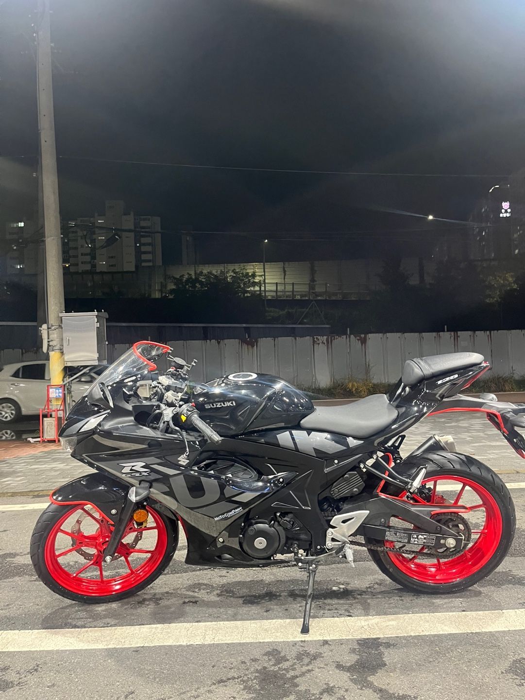 스즈키 GSX R 125 ABS thumb 2