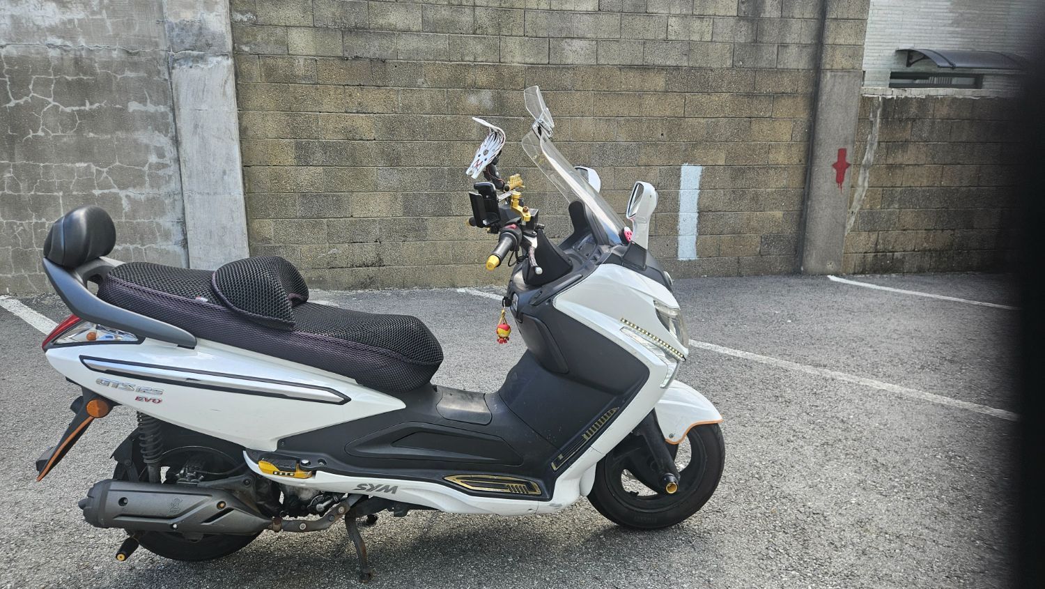 SYM 보이져 125 i more