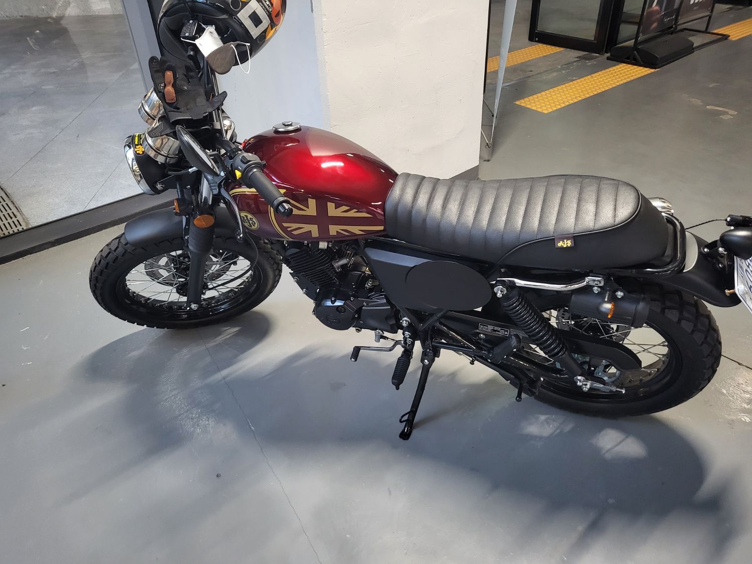 AJS 캐드웰 125 thumb 2