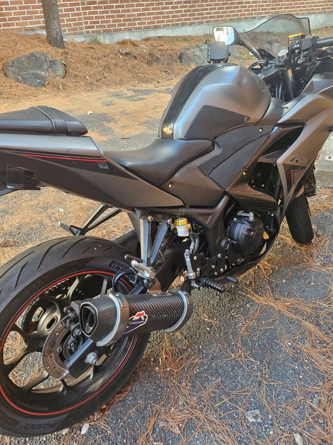 야마하 YZF R3 thumb 2
