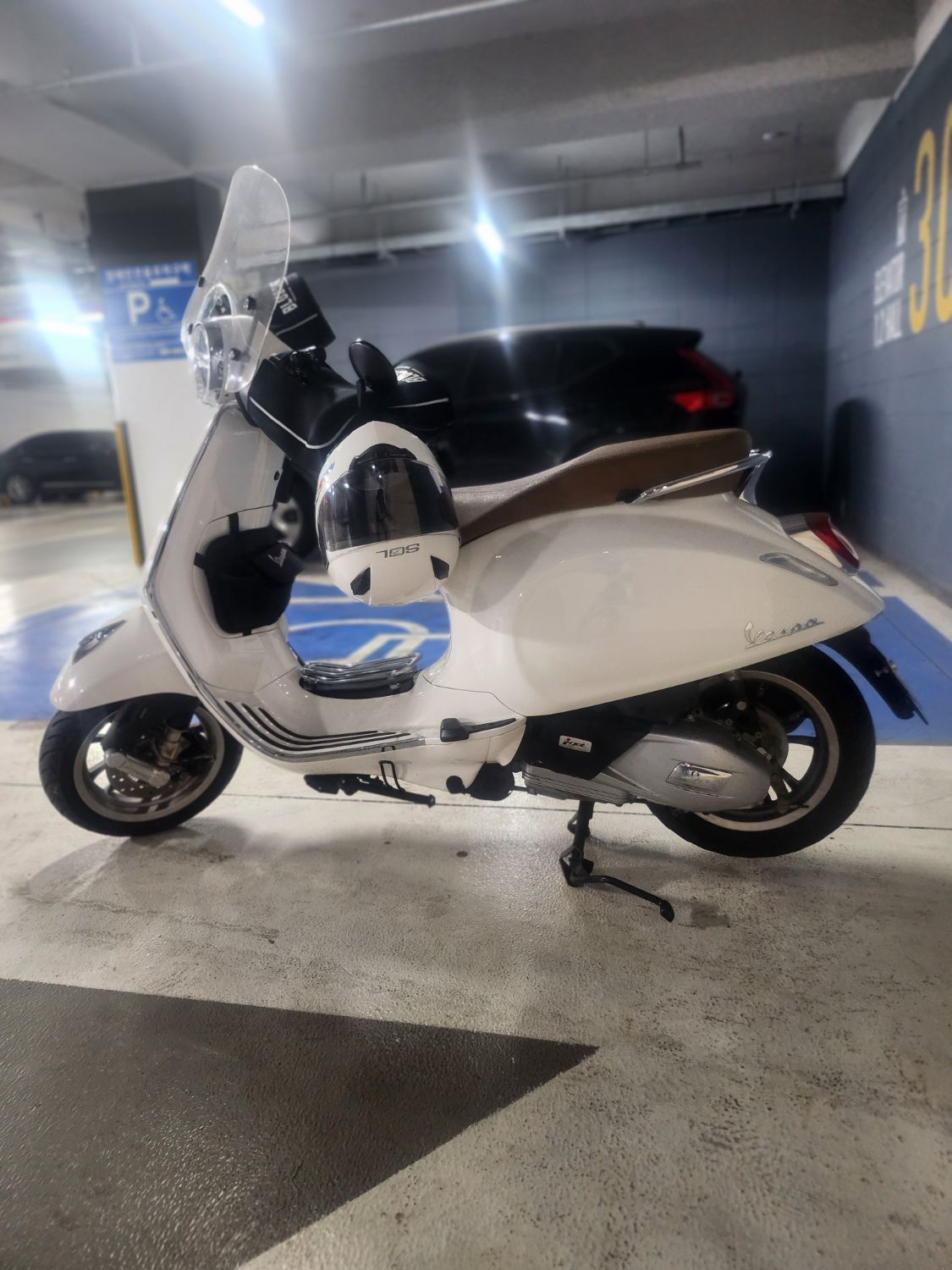 베스파 프리마베라 125 칼라 바이브 main