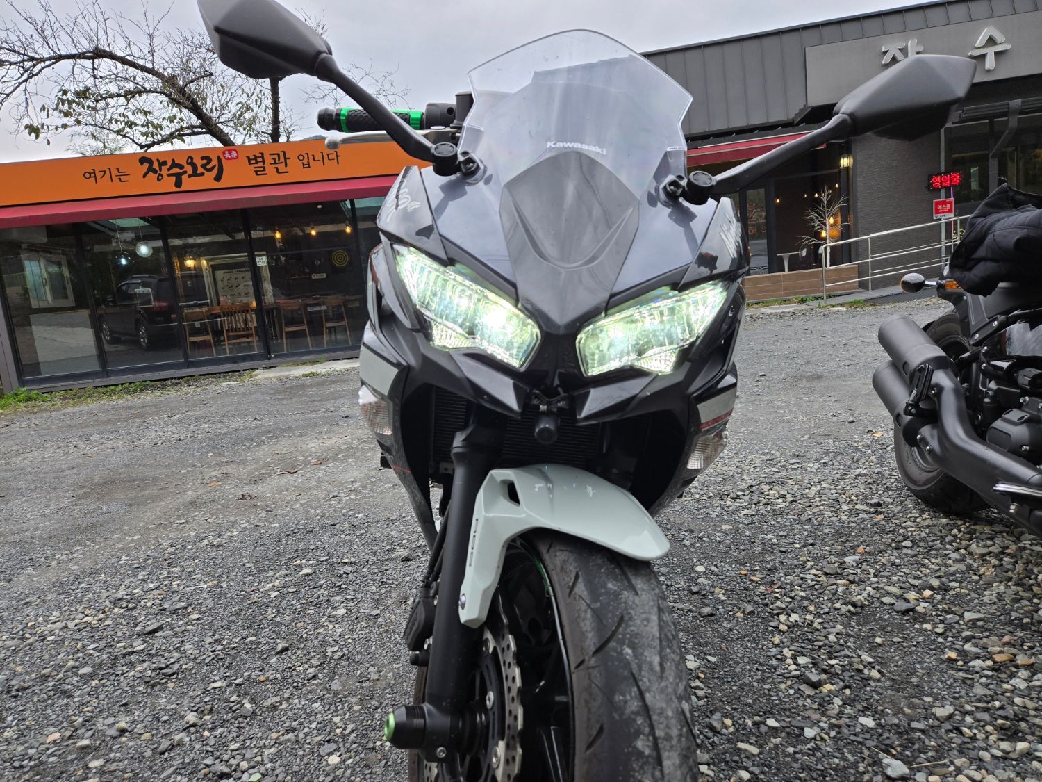 가와사키 닌자 650 more