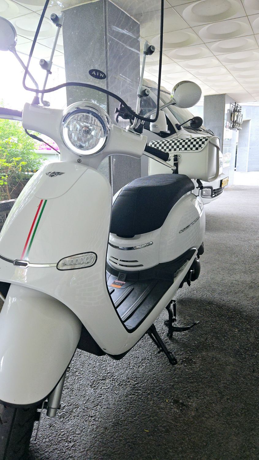 착한스쿠터 야르스 125 럭셔리 thumb 2