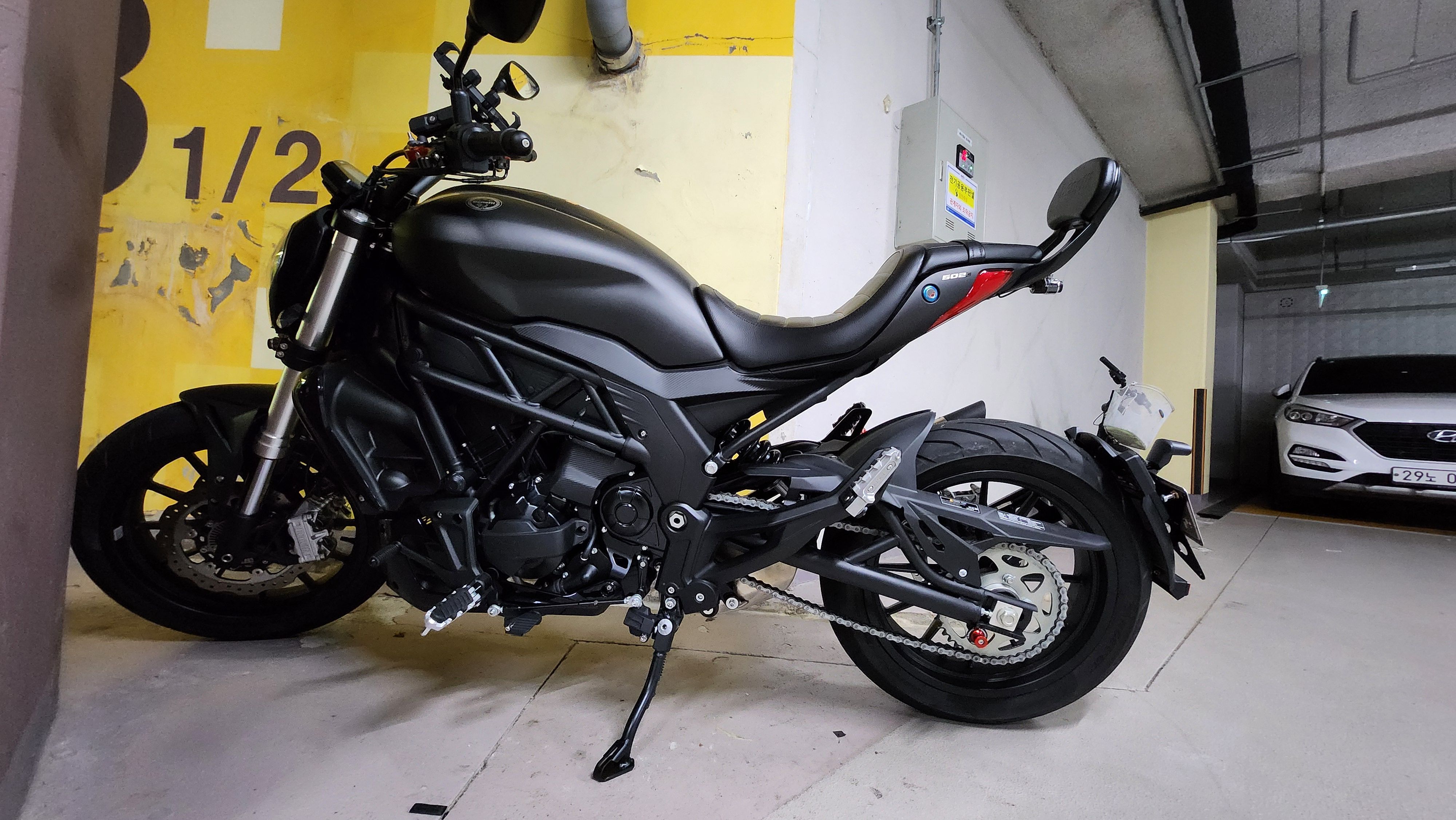 베넬리 502 C thumb 2