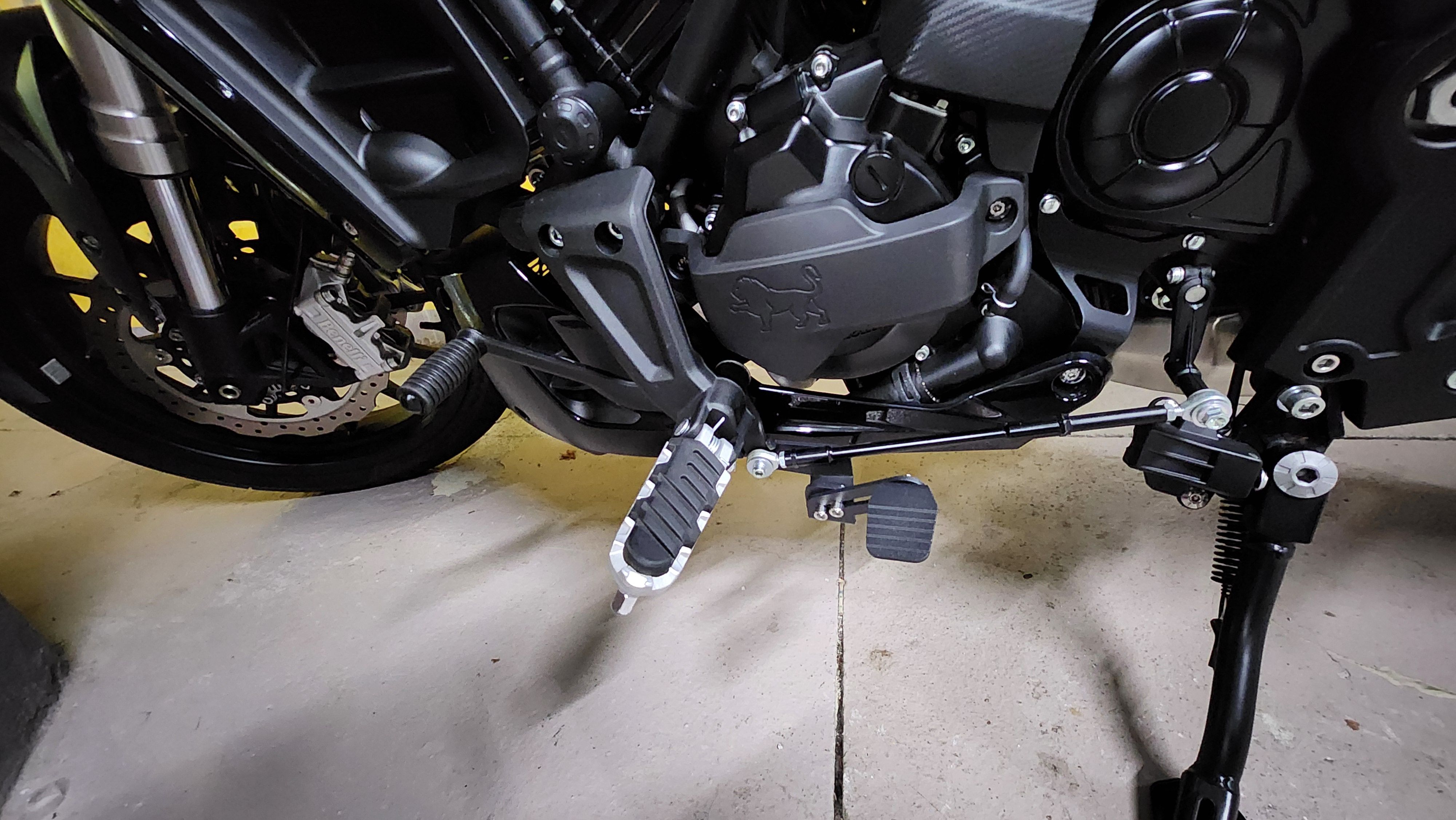 베넬리 502 C more