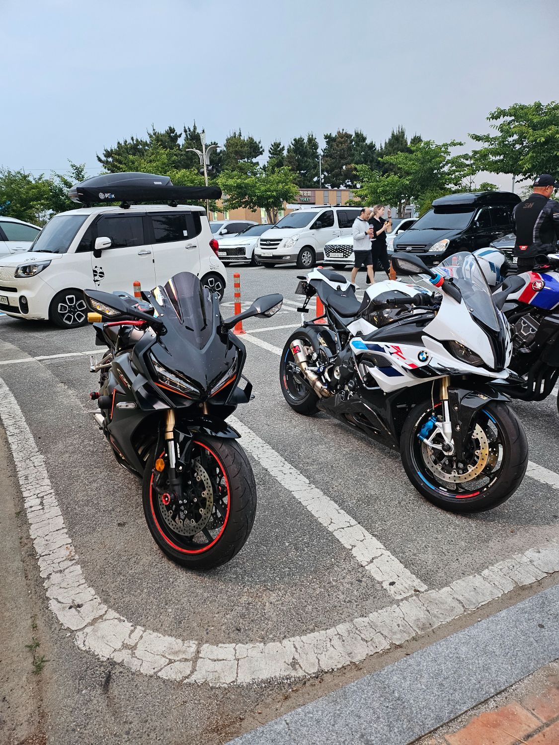 혼다 CBR 650 R 2022 블랙 사진 7