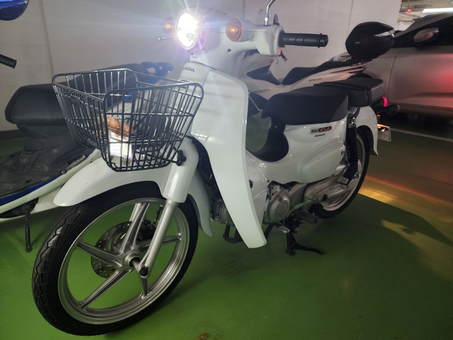 혼다 슈퍼 커브 110 thumb 2