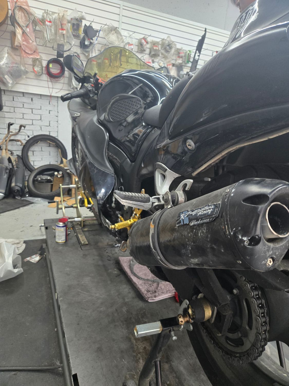 스즈키 하야부사 more