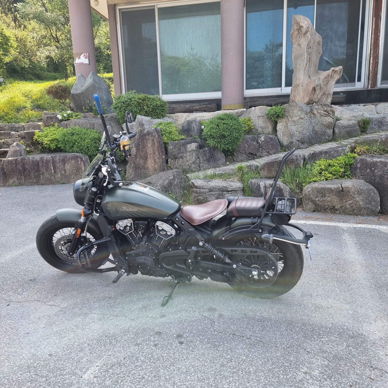 인디언모터사이클 스카우트 바버 트웬티 more