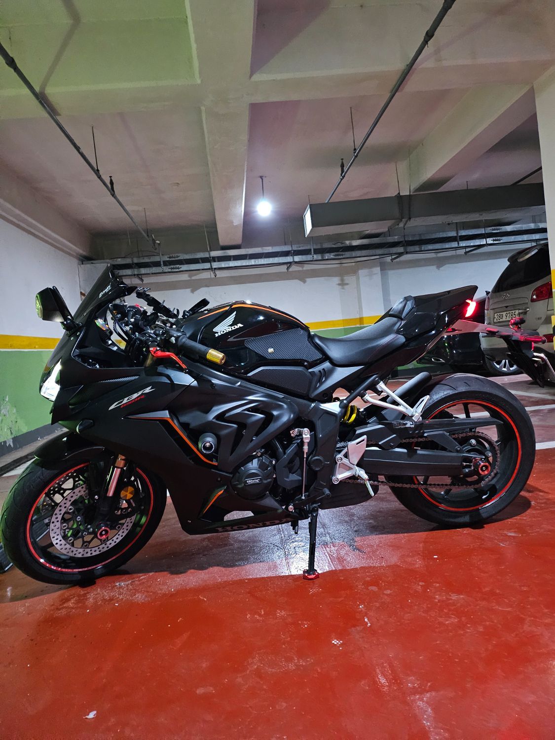 혼다 CBR 650 R 2022 블랙 사진 6