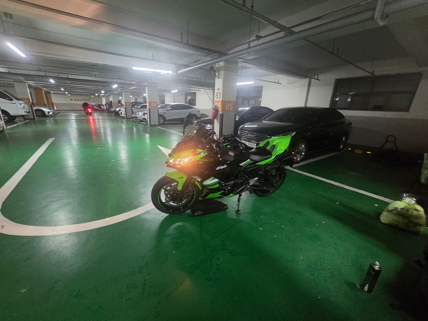 가와사키 닌자 650 thumb 2