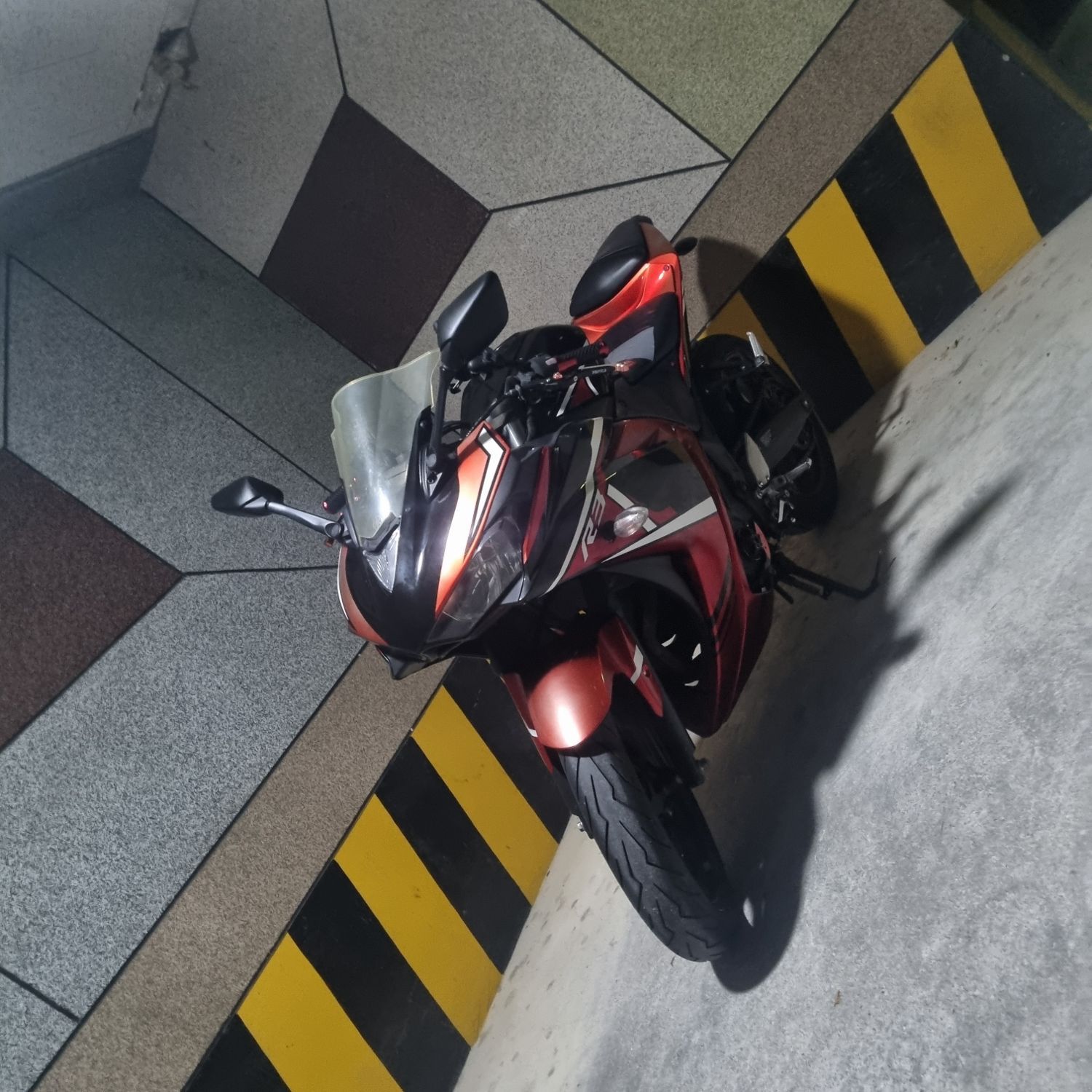 야마하 YZF R3 more