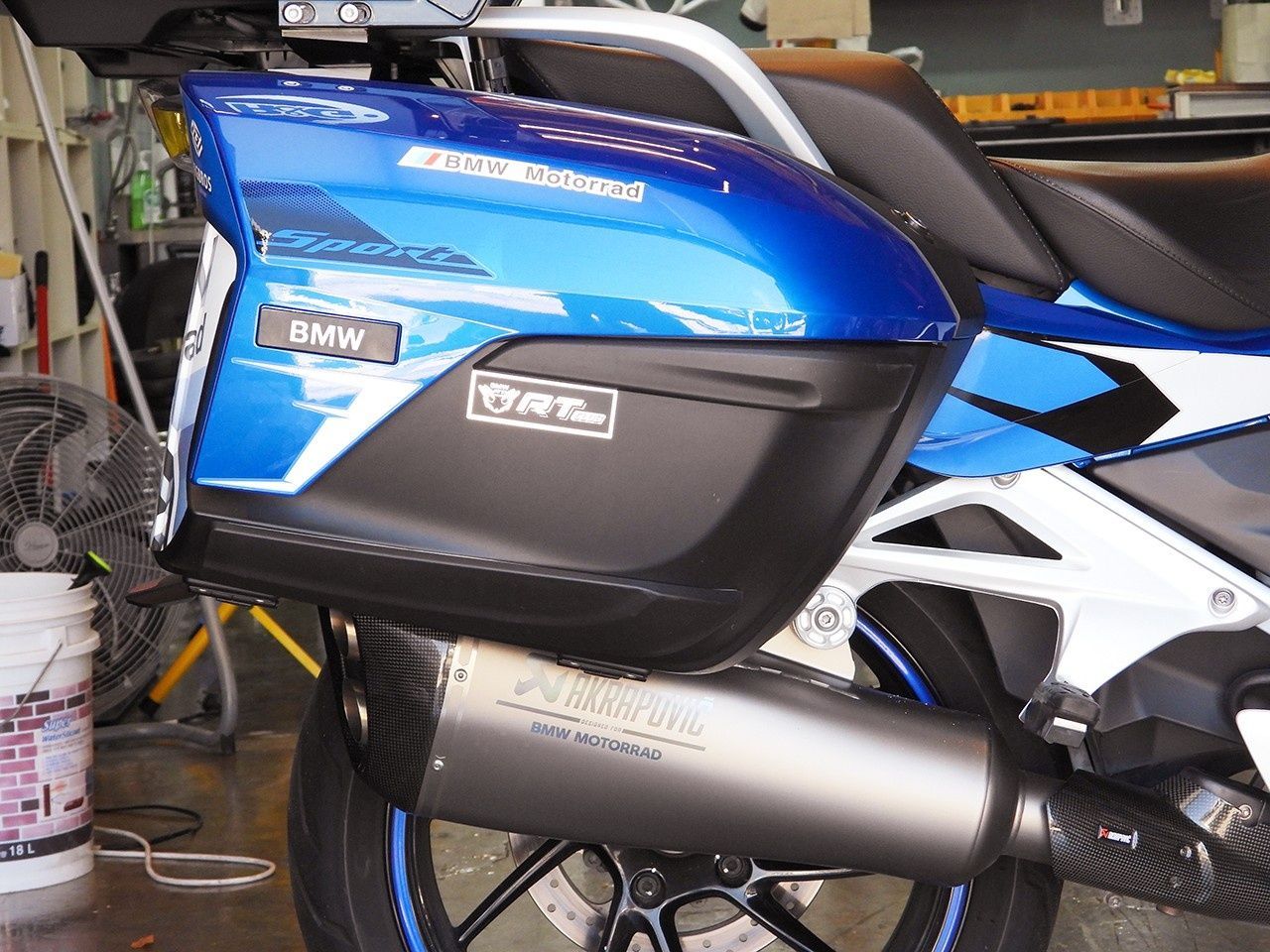 BMW R 1250 RT 2021 블루 사진 3