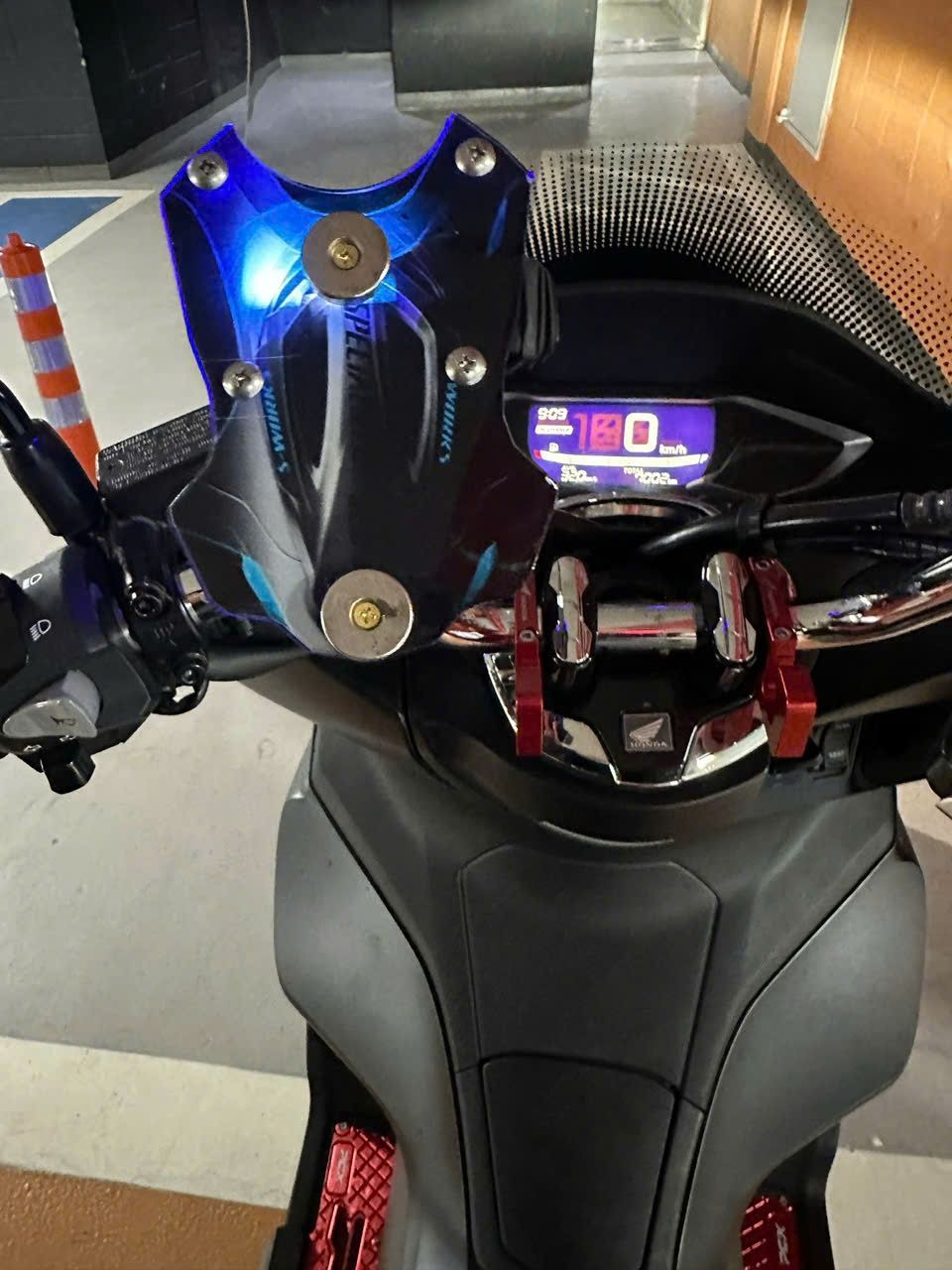 혼다 PCX 125 thumb 2