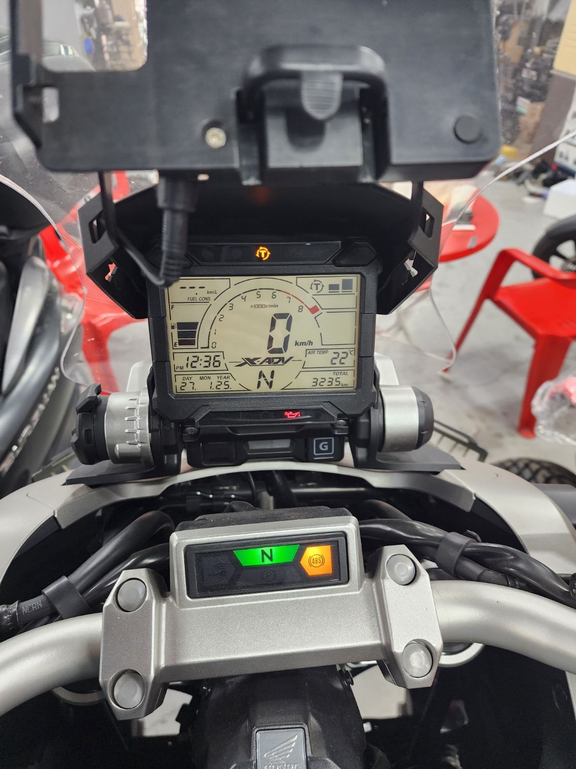 혼다 X ADV 2020 블랙 사진 4