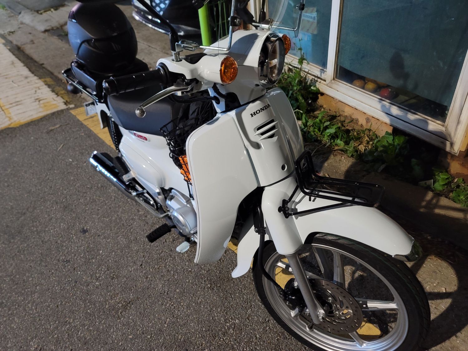 혼다 슈퍼 커브 110 more