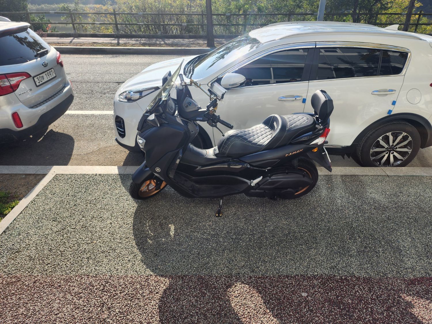 야마하 NMAX 125 more