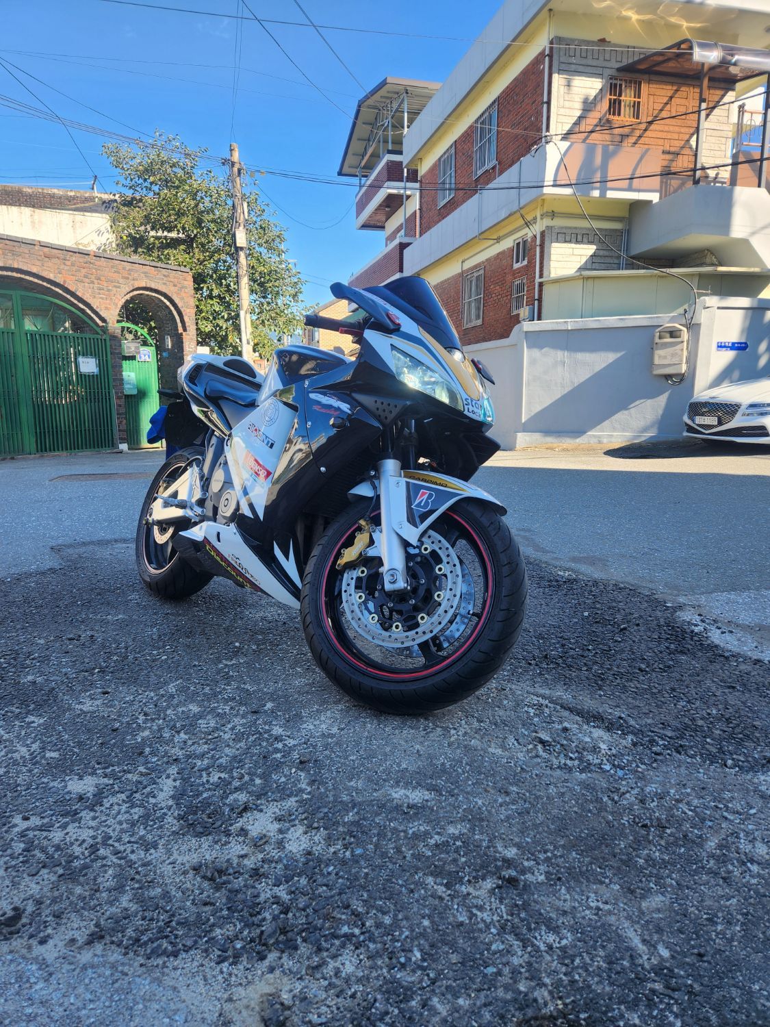 혼다 CBR 600 RR thumb 2