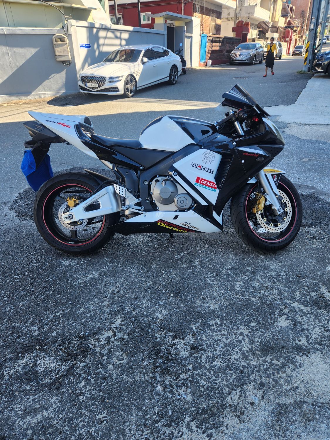 혼다 CBR 600 RR more