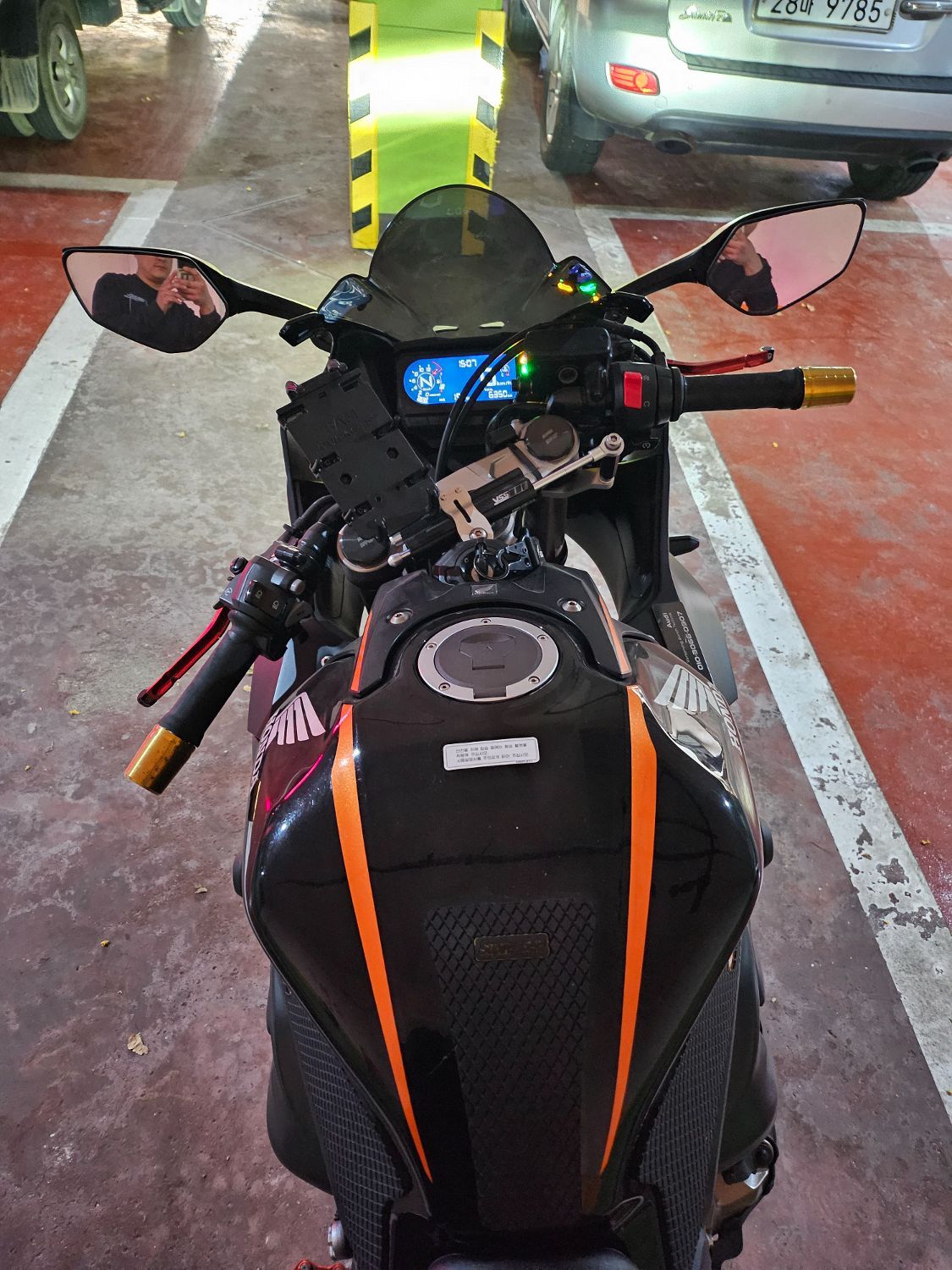 혼다 CBR 650 R 2022 블랙 사진 8
