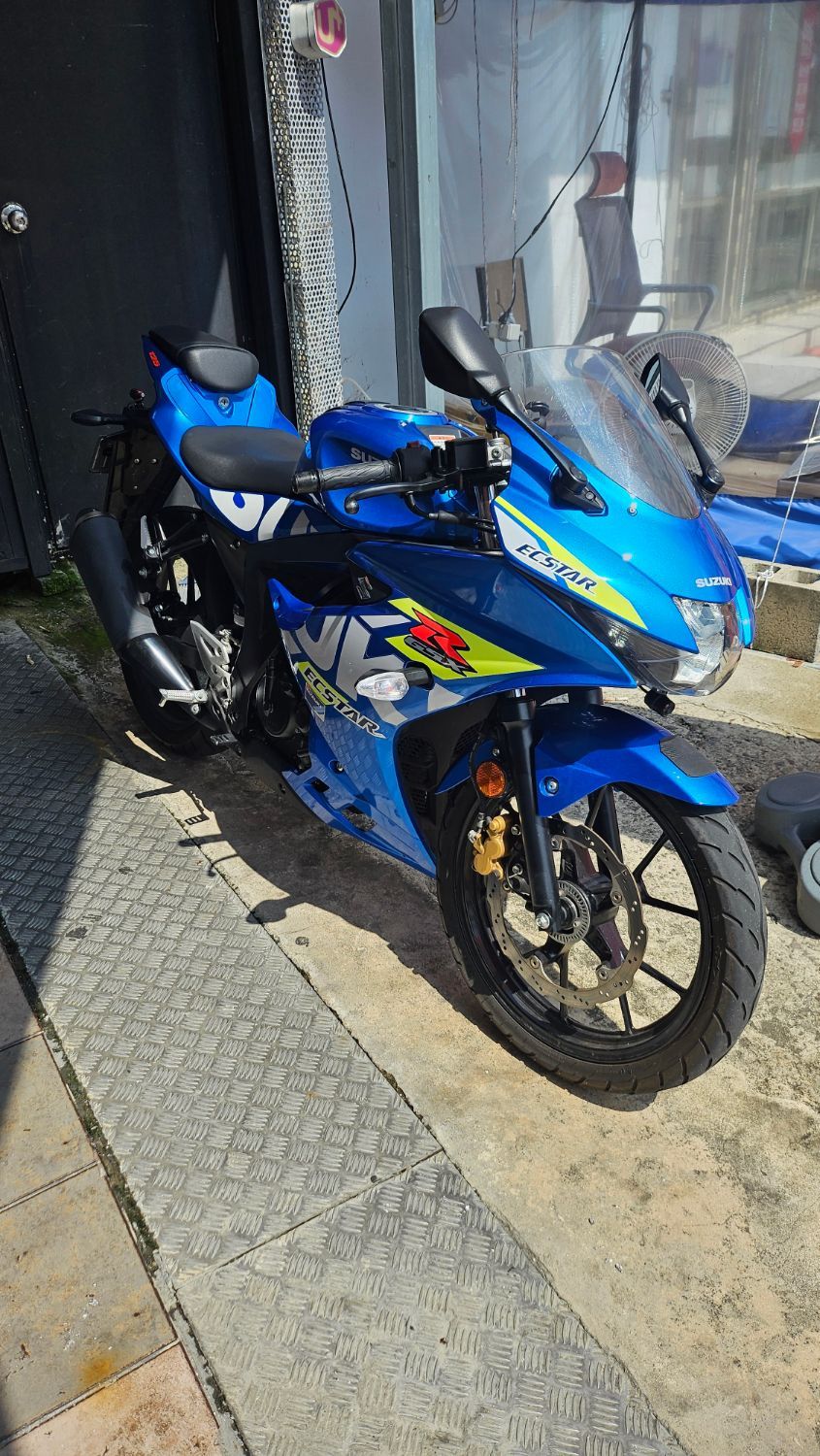 스즈키 GSX R 125 ABS thumb 2