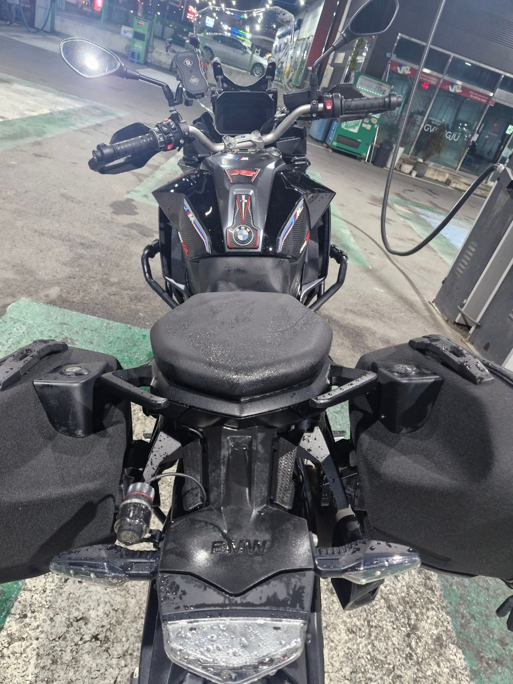 BMW F 900 XR thumb 2