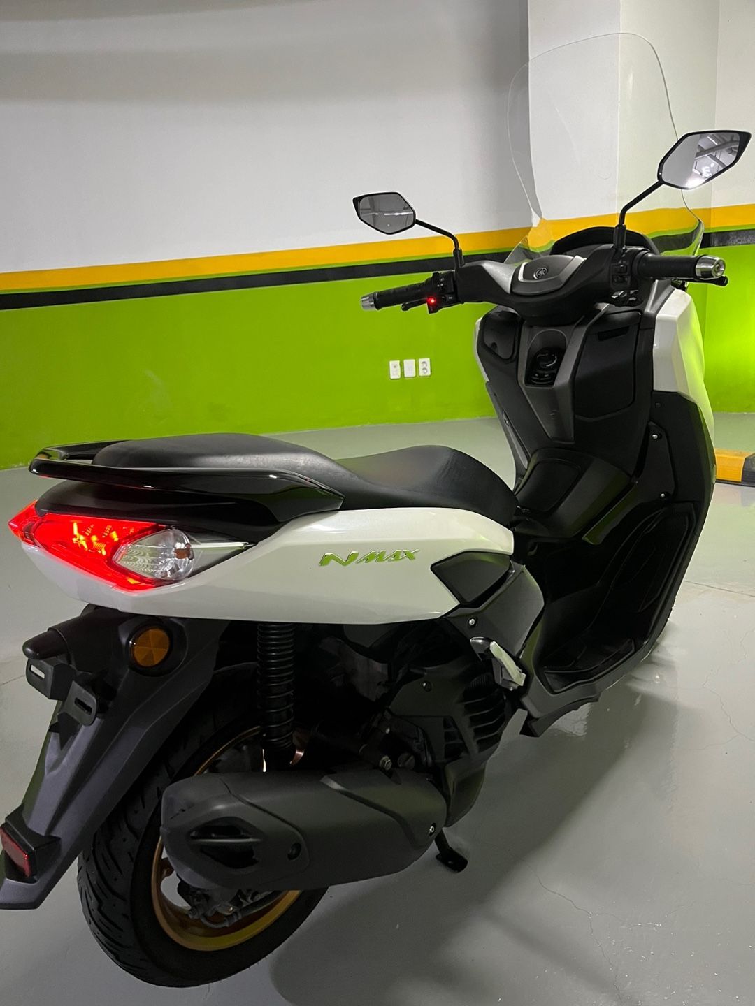 야마하 NMAX 155 more