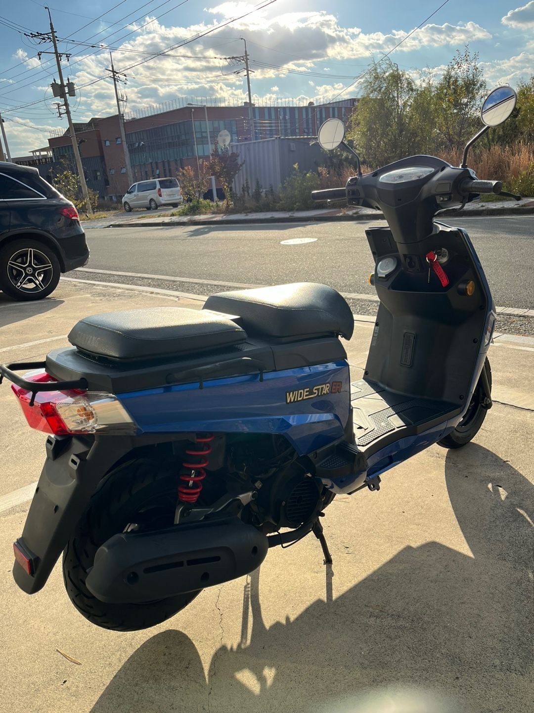 SYM 와이드스타 125 more