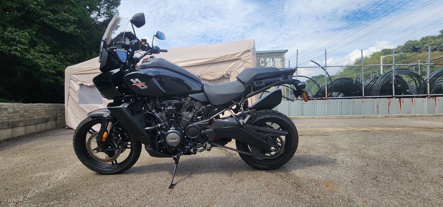 할리데이비슨 팬 아메리카 1250 thumb 2