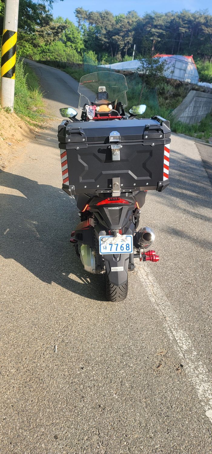 혼다 포르자 350 more