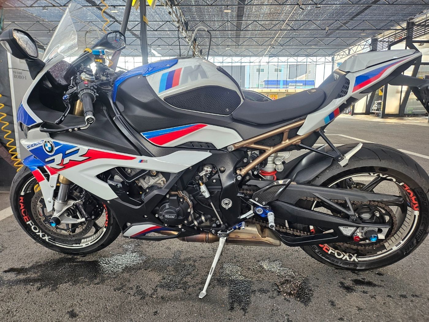 BMW S 1000 RR thumb 2