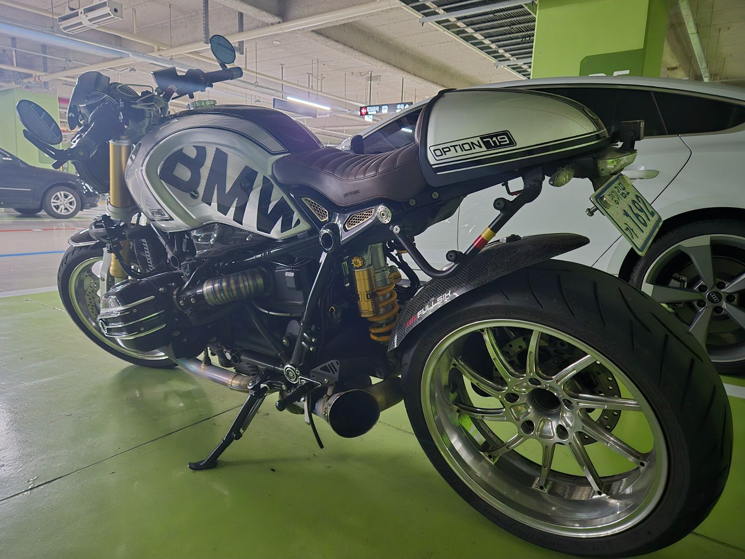 BMW R nine T 2019 화이트 사진 5