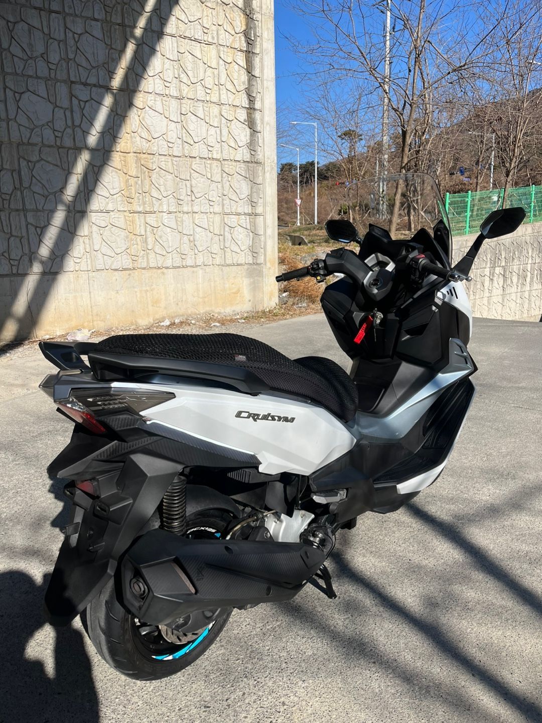 SYM 크루심 300 ABS more