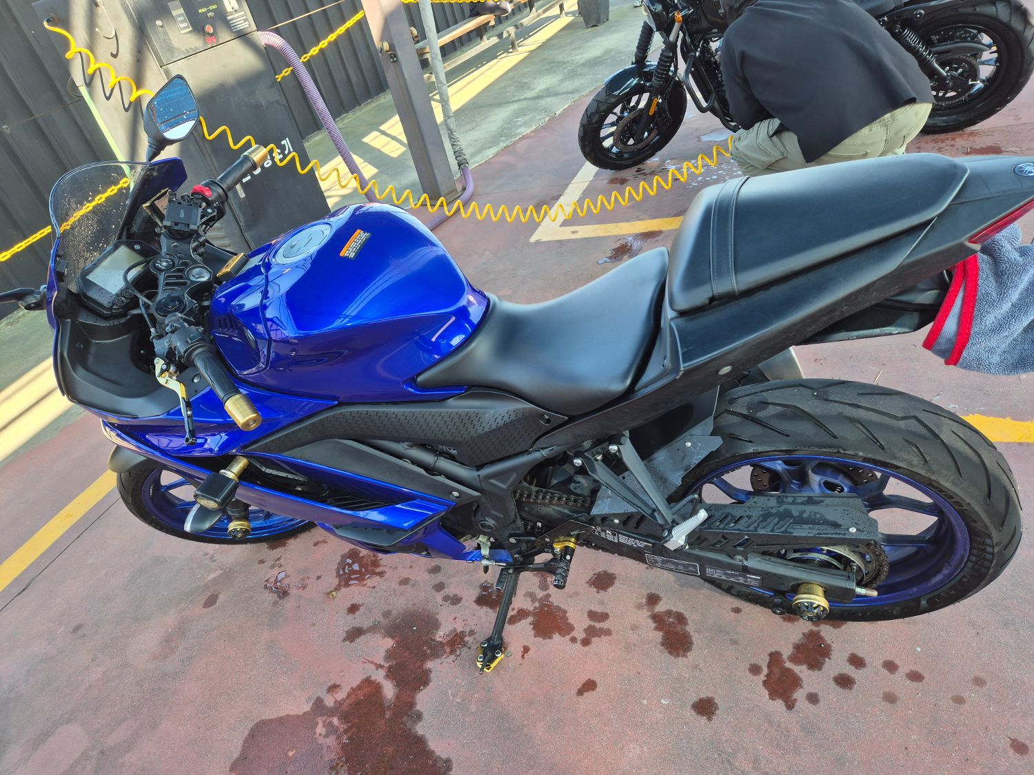 야마하 YZF R3 thumb 2