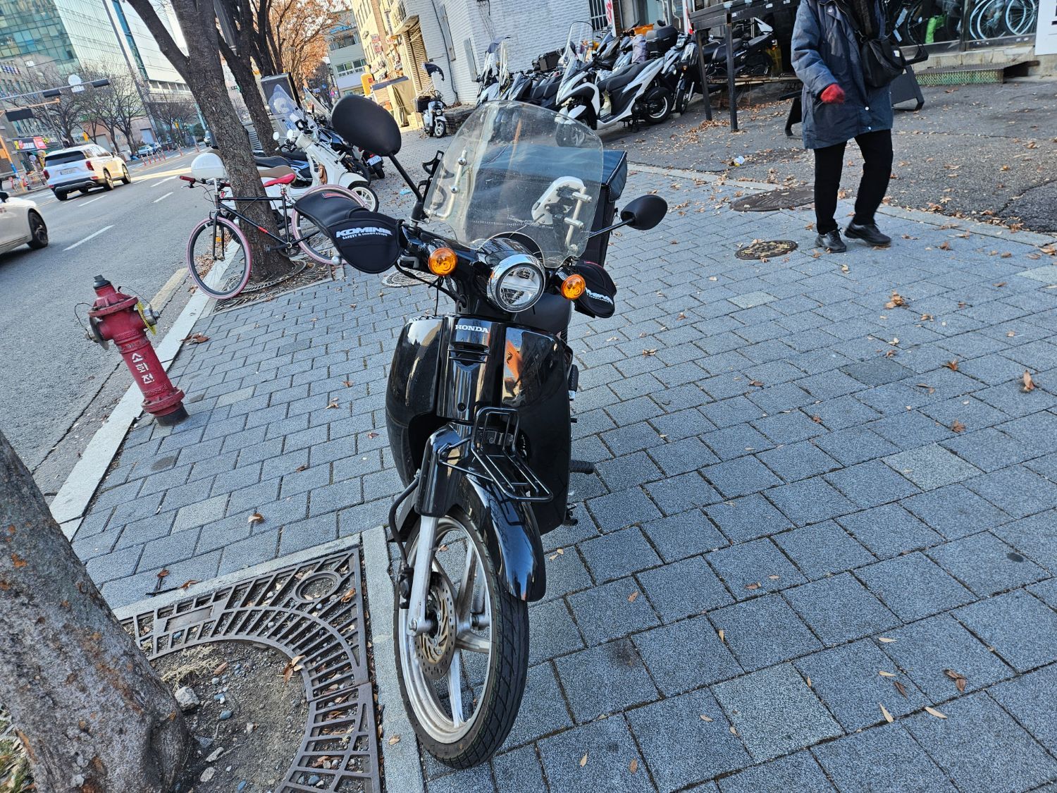 혼다 슈퍼 커브 110 more