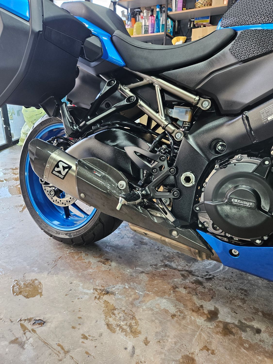 스즈키 GSX S 1000 GT more