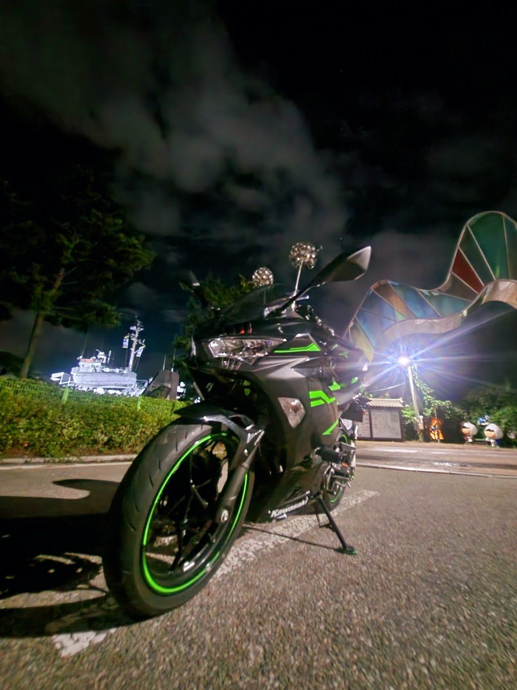 가와사키 닌자 400 ABS main