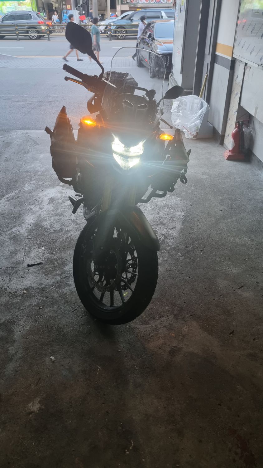 혼다 CB 500 X main