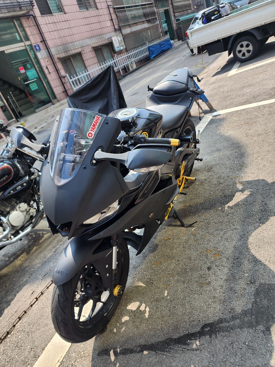 야마하 YZF R3 thumb 2