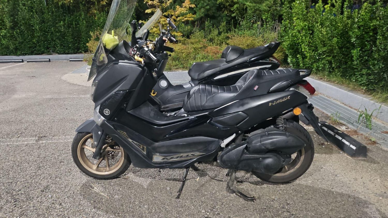 야마하 NMAX 125 more