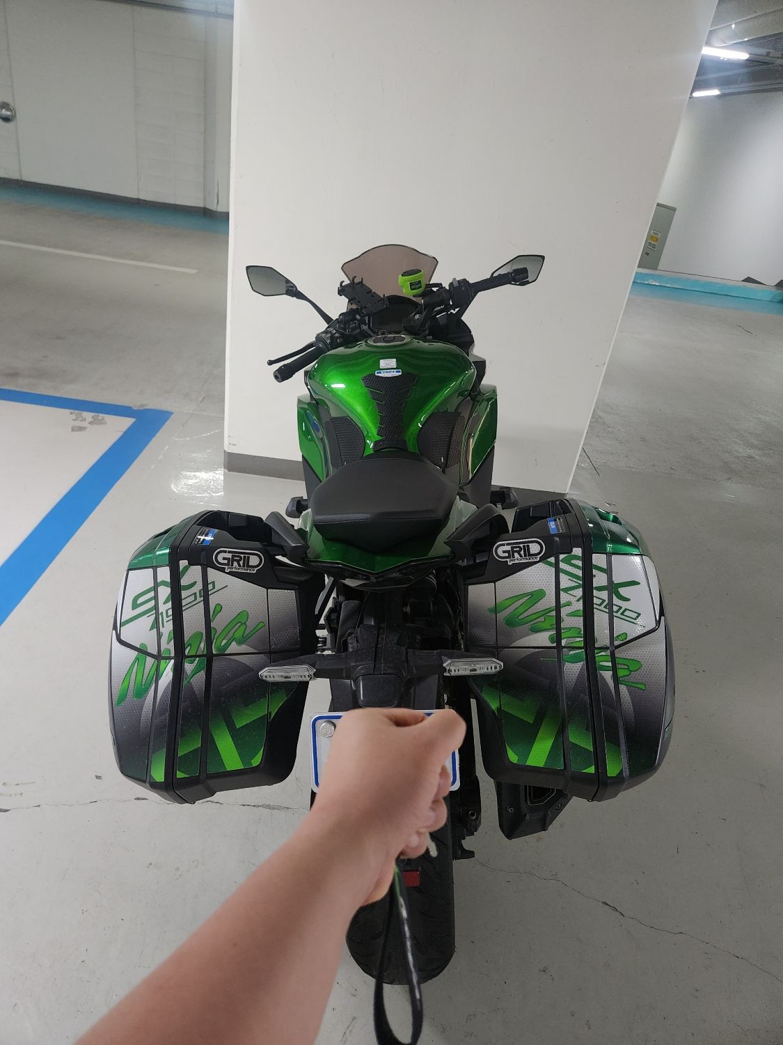 가와사키 Z 1000 SX more