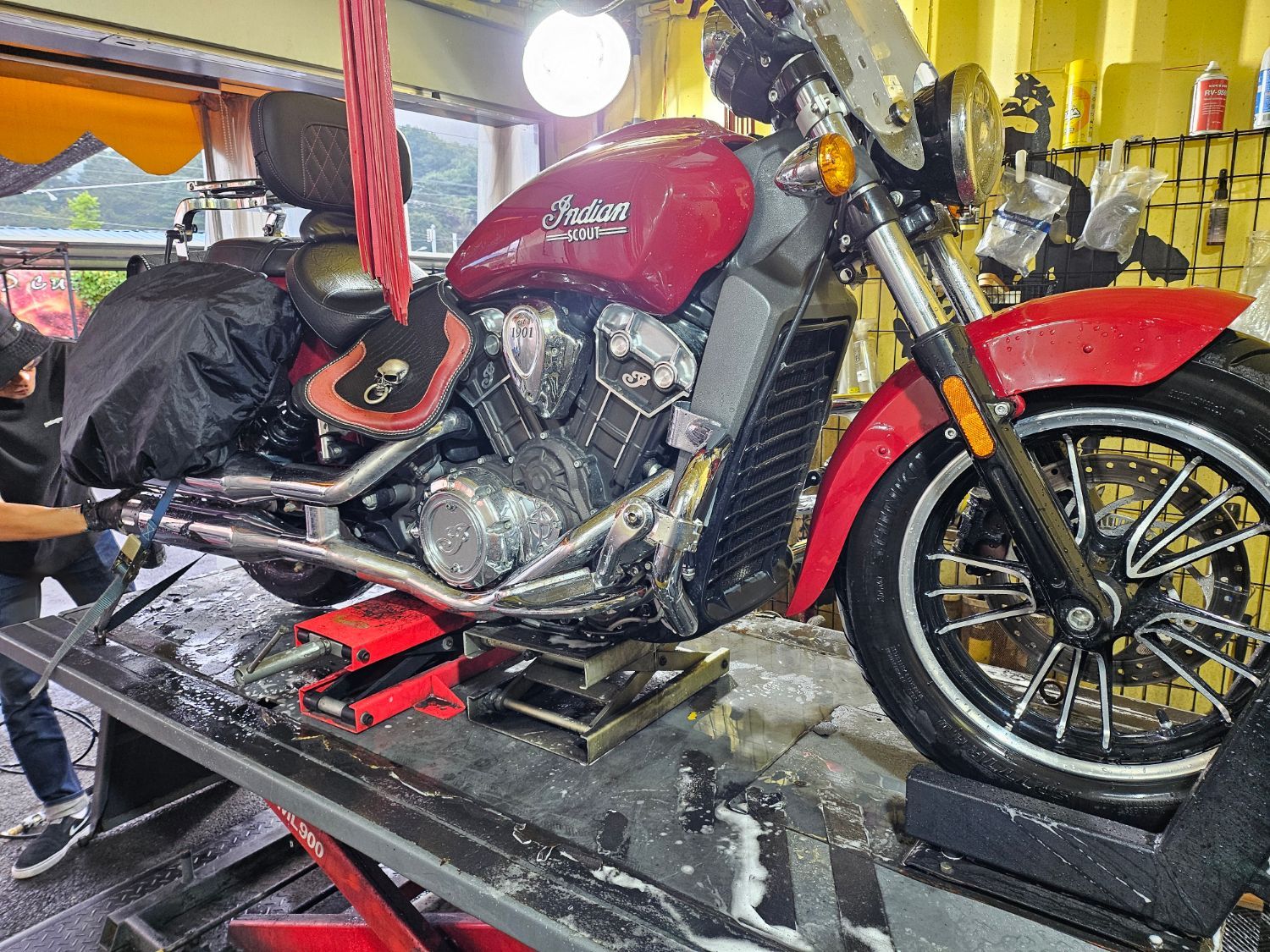 인디언모터사이클 스카우트 ABS more