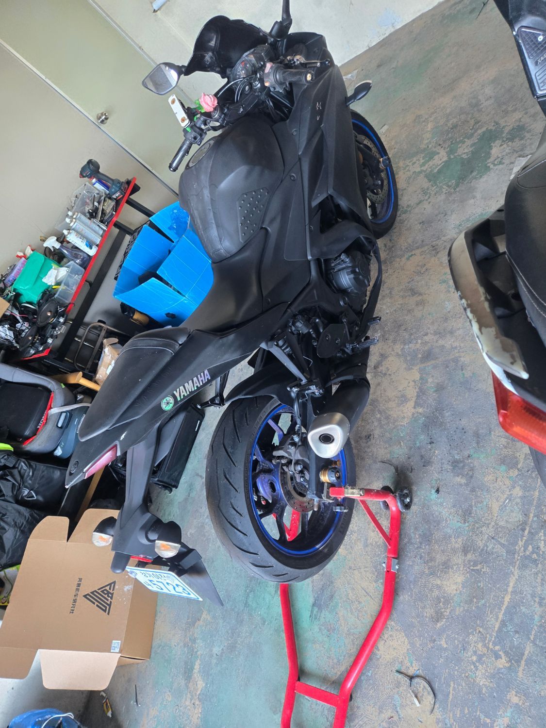 야마하 YZF R3 thumb 2