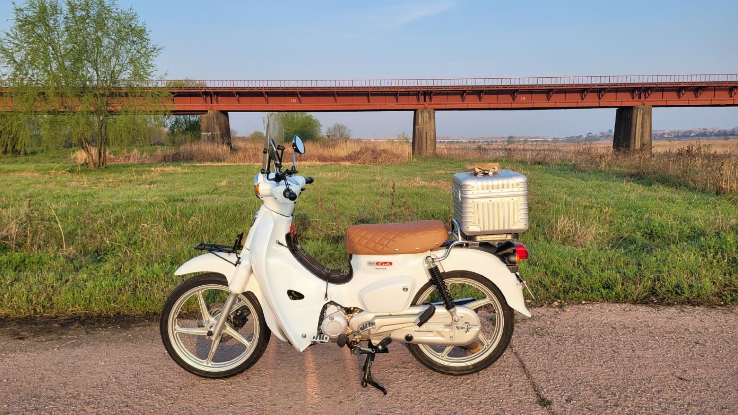 혼다 슈퍼 커브 110 more