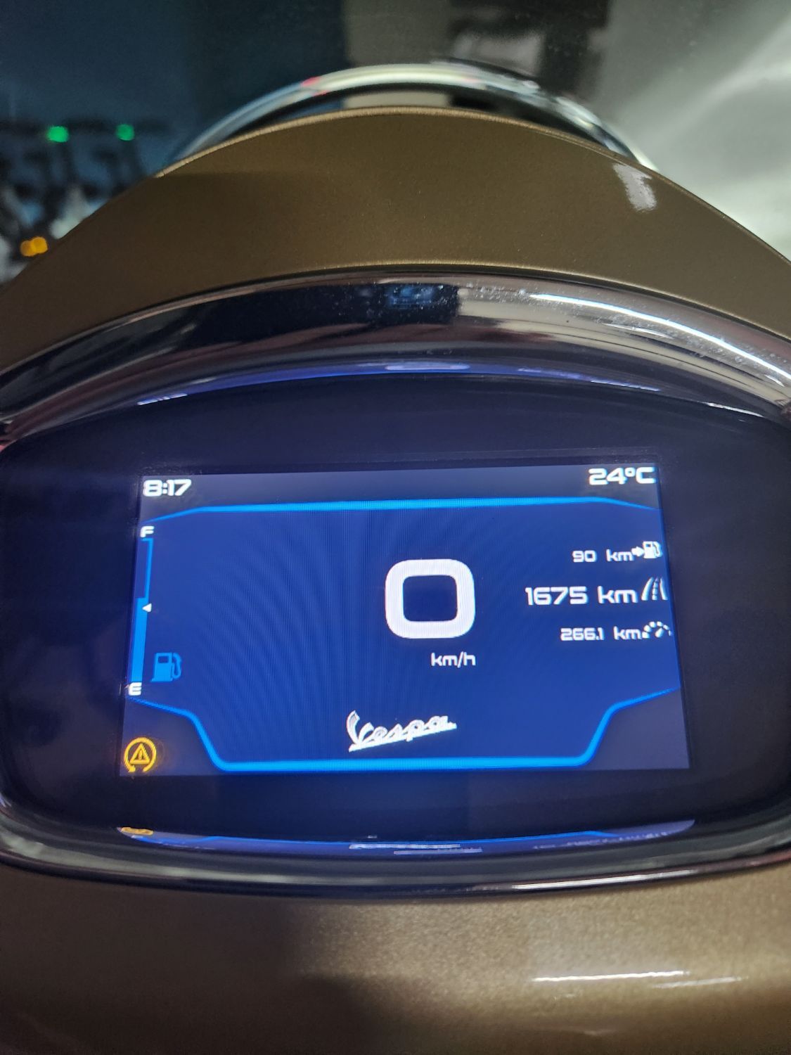 베스파 GTS 300 75주년 스페셜 에디션 thumb 2