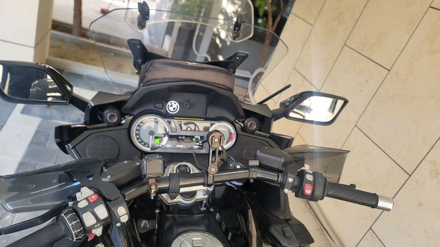 BMW K 1600 GT 2018 블랙 사진 3