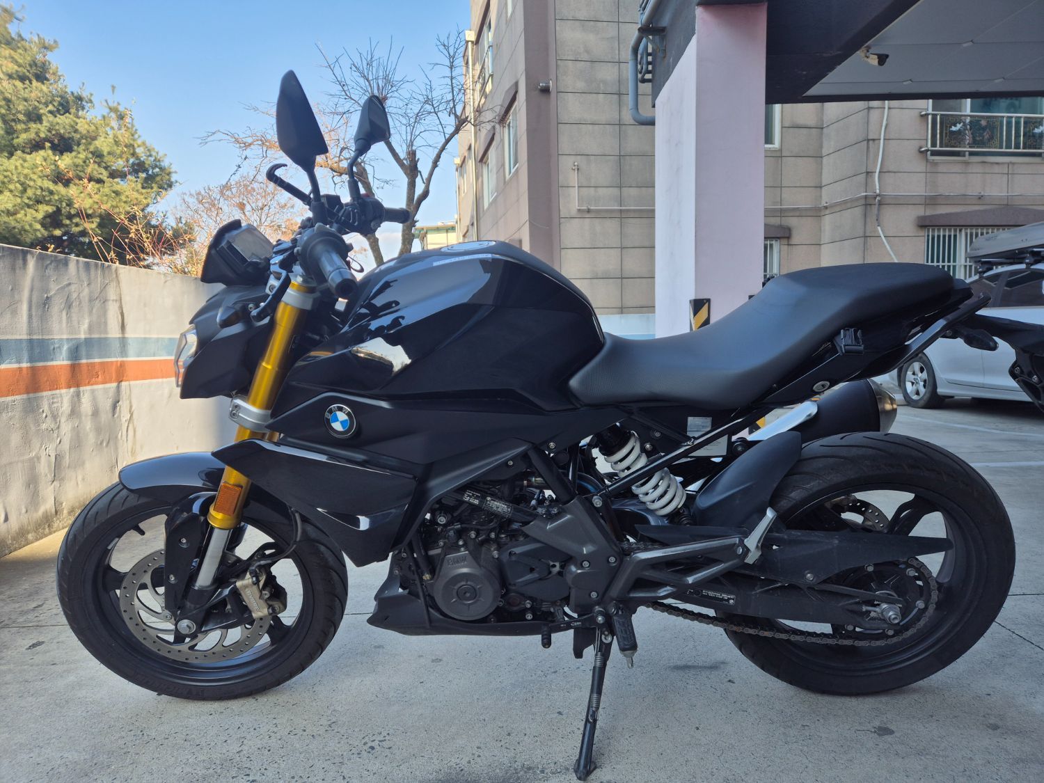 BMW G 310 R more