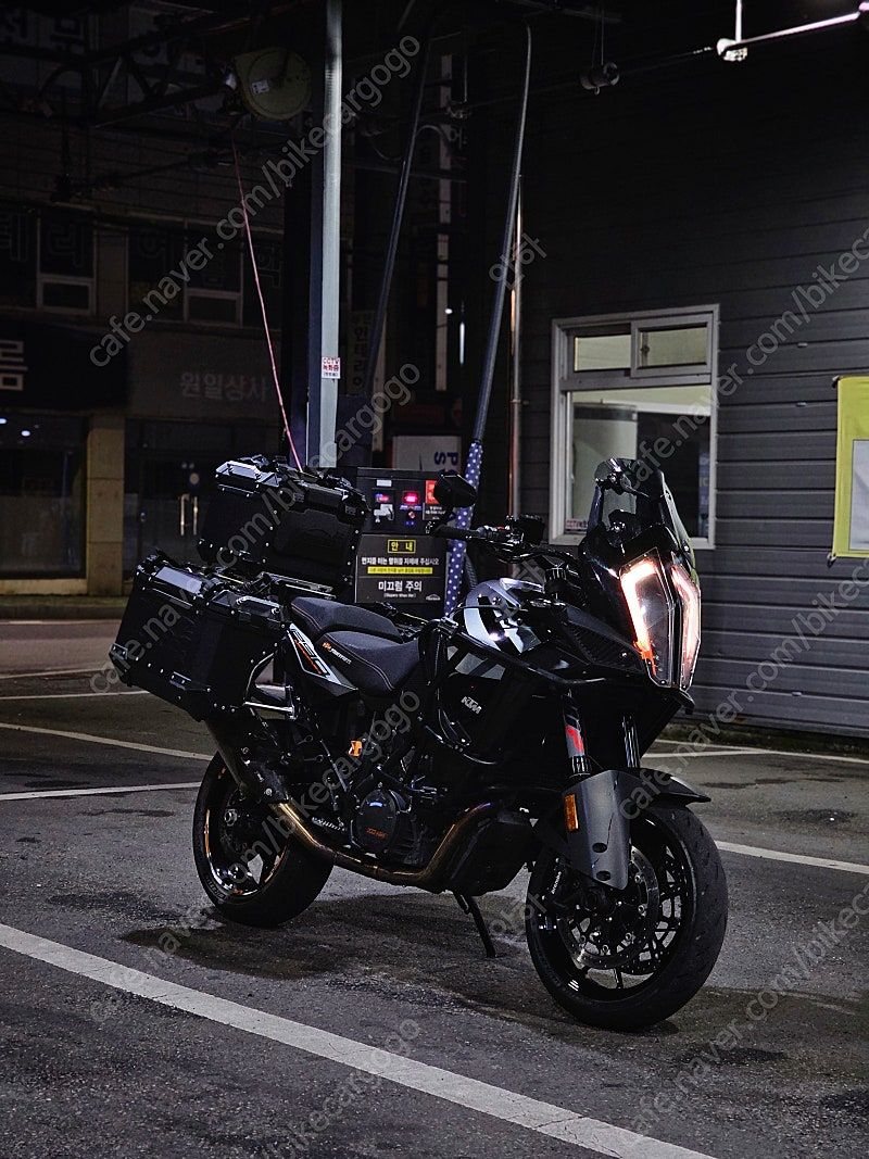 KTM 1290 슈퍼 어드벤처 S 2019 블랙 사진 8